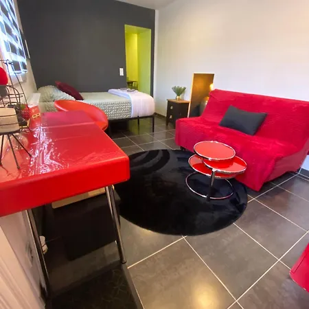 Apartment Independant Rdc, Parking Prive & Wi-fi Debit *