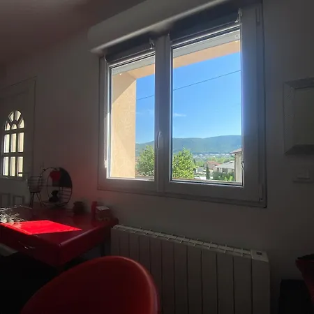 Apartament Independant Rdc, Parking Prive & Wi-fi Debit Les Salles-du-Gardon